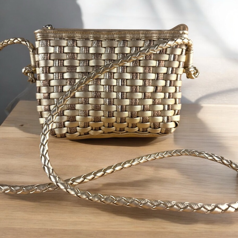 Vintage Tianni Small Gold Metallic Woven Shoulder Crossbody Bag Zip Closure
